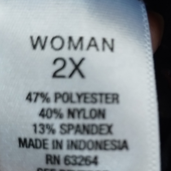 Plus Size Blouse - Picture 9 of 10